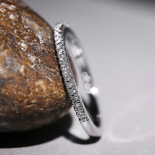 Huitan Sparkle Thin Ring