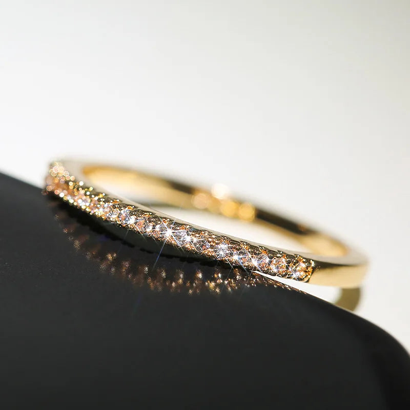Huitan Sparkle Thin Ring