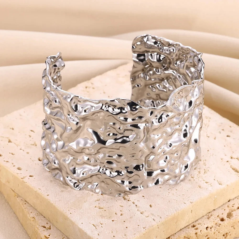 Exquisite Classic Bump Pattern Openning Bangles Bracelet