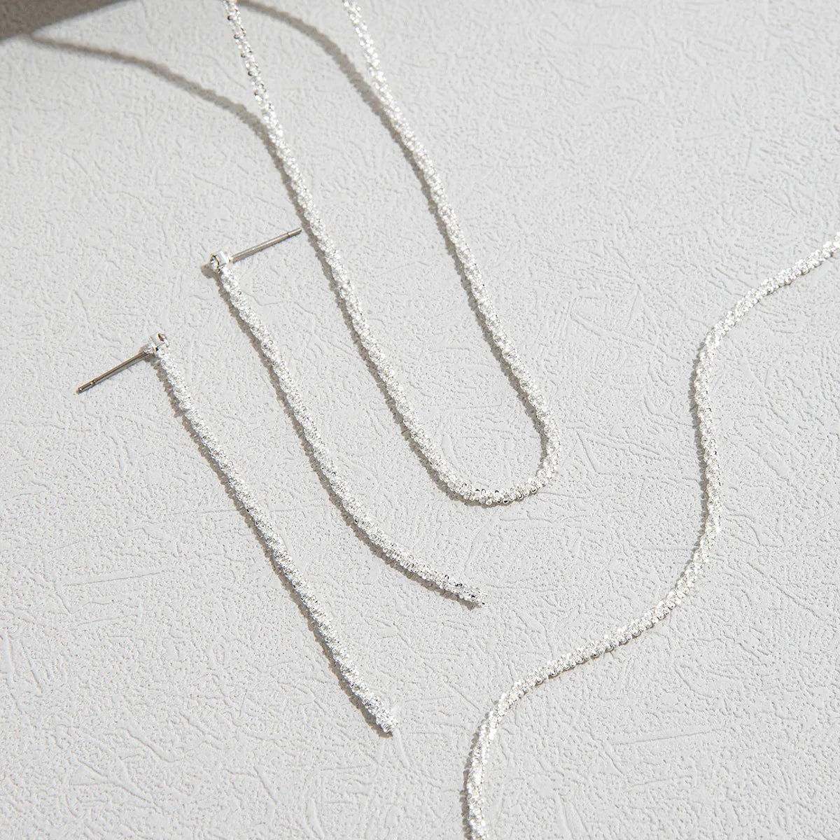 Set of Shiny Silver Plated Collarbone Chain Necklace Bracelet Jewelry